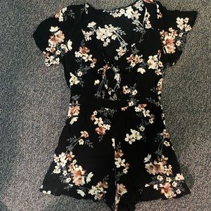 American Eagle Romper